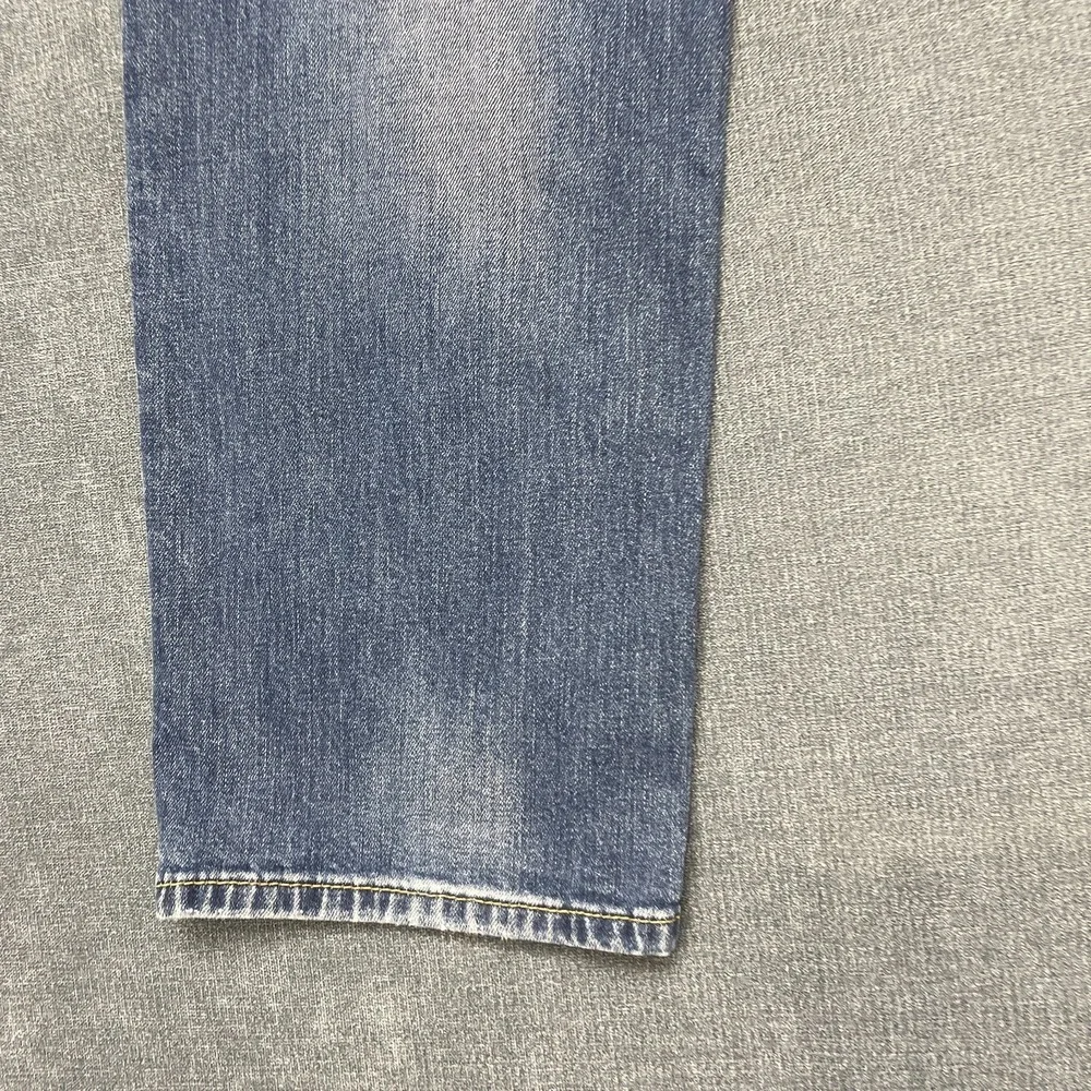 Levis levi 541
